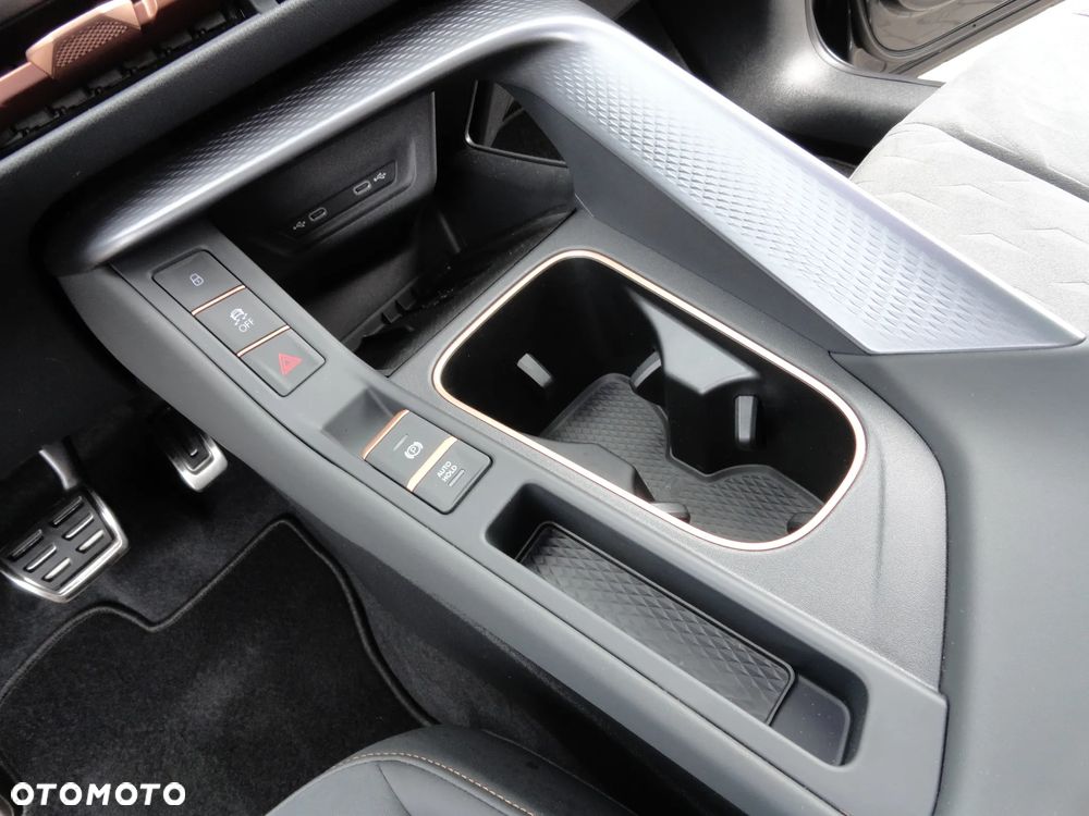 Cupra Terramar 2.0 TSI 4Drive DSG VZ - 18
