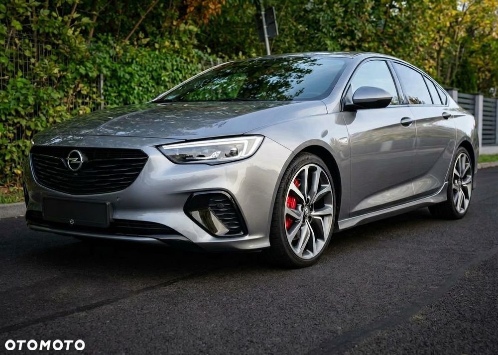Opel Insignia 2.0 CDTI 4x4 GSi S&S - 6