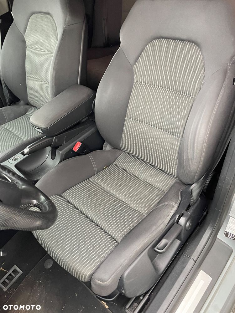 Audi A4 Avant 1.8T - 7