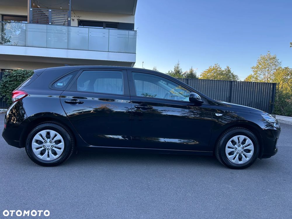 Hyundai i30 1.5 DPI Modern - 32