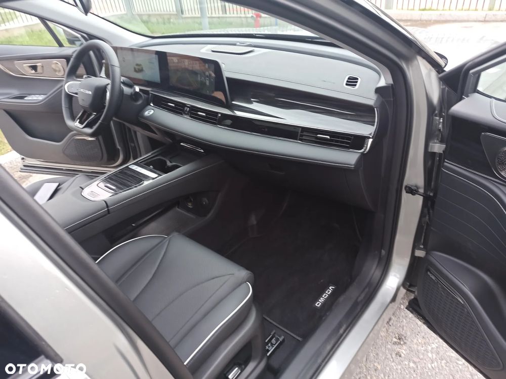 Omoda 5 1.5 T-GDI Hybrid Premium DHT - 21