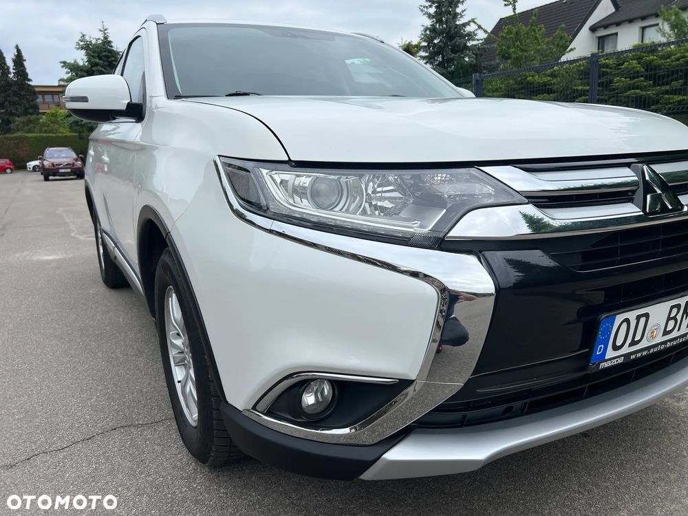 Mitsubishi Outlander - 9