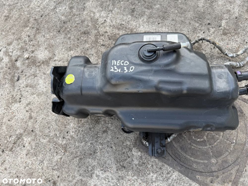 Iveco Daily 3,0 HPI 21-25r zbiornik ADBLUE 5802823910 - 2