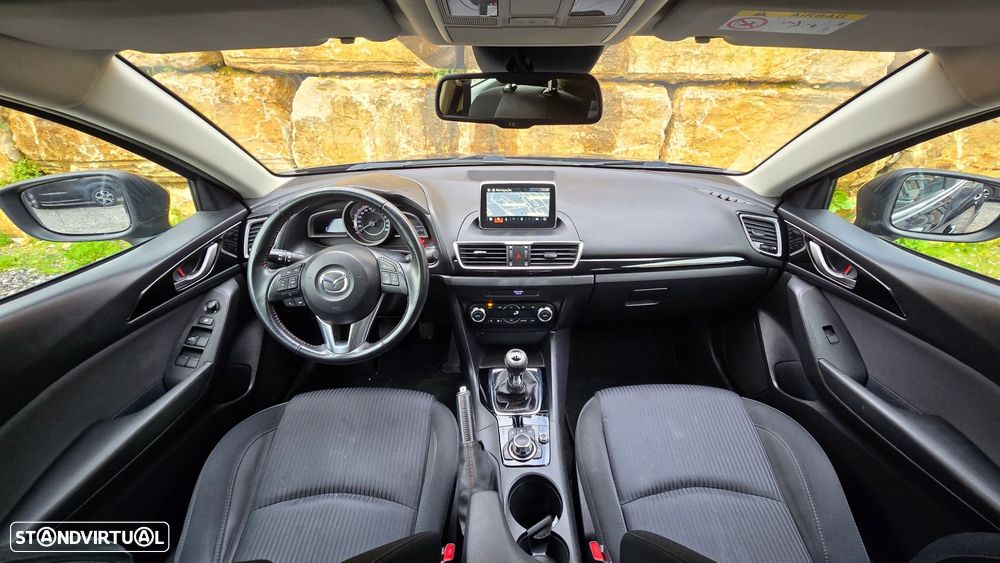 Mazda 3 Hatchback - 9