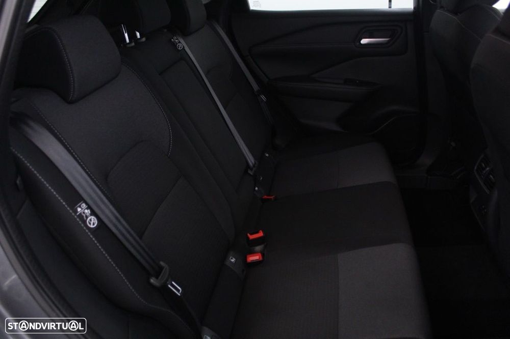 Nissan Qashqai 1.3 DIG-T N-Connecta LED+SKY - 15