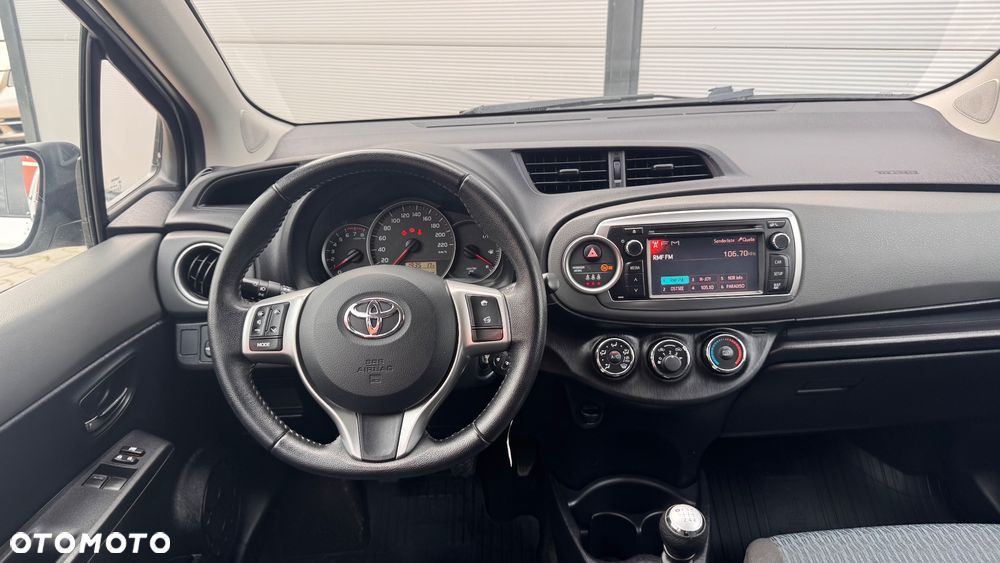 Toyota Yaris 1.3 VVT-i Luna - 30