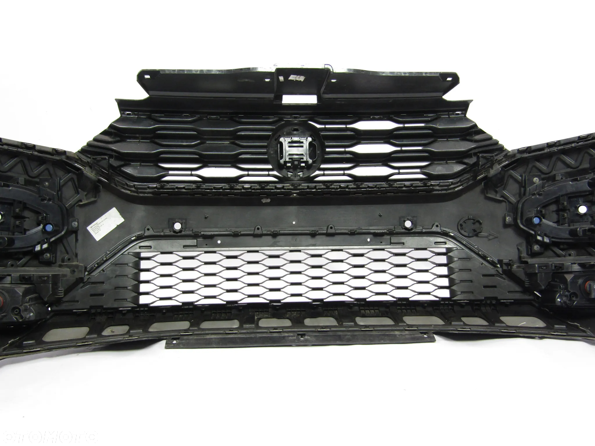 Zderzak przedni VW T-ROC 17 - 22 Pdc-4 Kod lakieru LB8R - 20