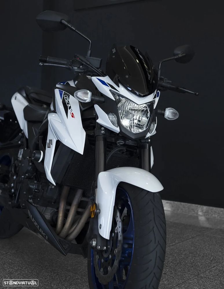 Suzuki GSX GSX-S 750 - 3