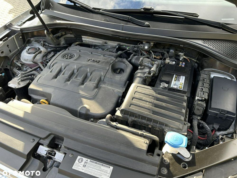 Volkswagen Tiguan Allspace 2.0 TDI R-Line DSG 7os - 35