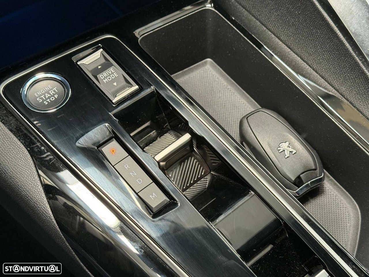 Peugeot 5008 1.5 BlueHDi Allure Pack EAT8 - 17