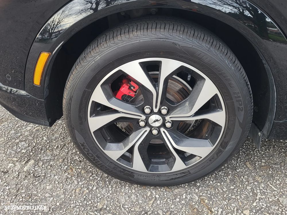 Ford Mustang Mach-E 75.7 kWh Premium AWD - 13