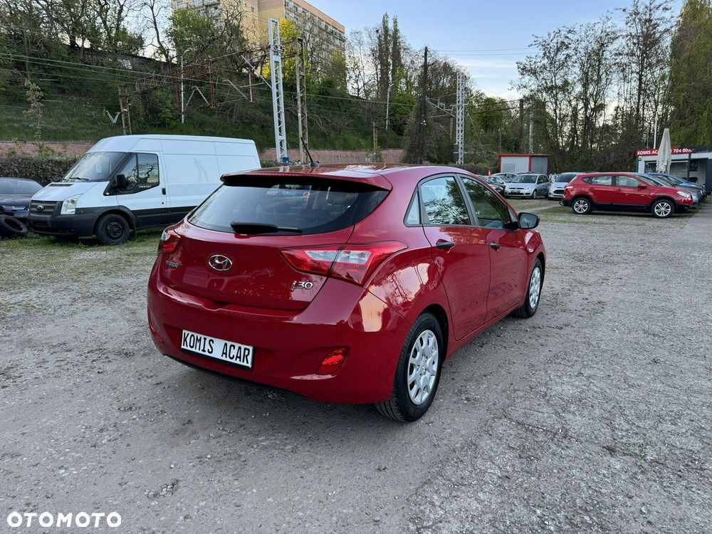 Hyundai i30 - 32