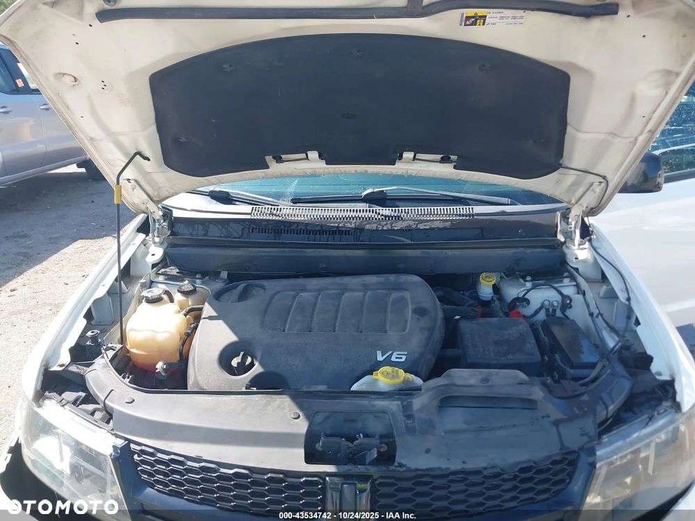 Dodge Journey - 10