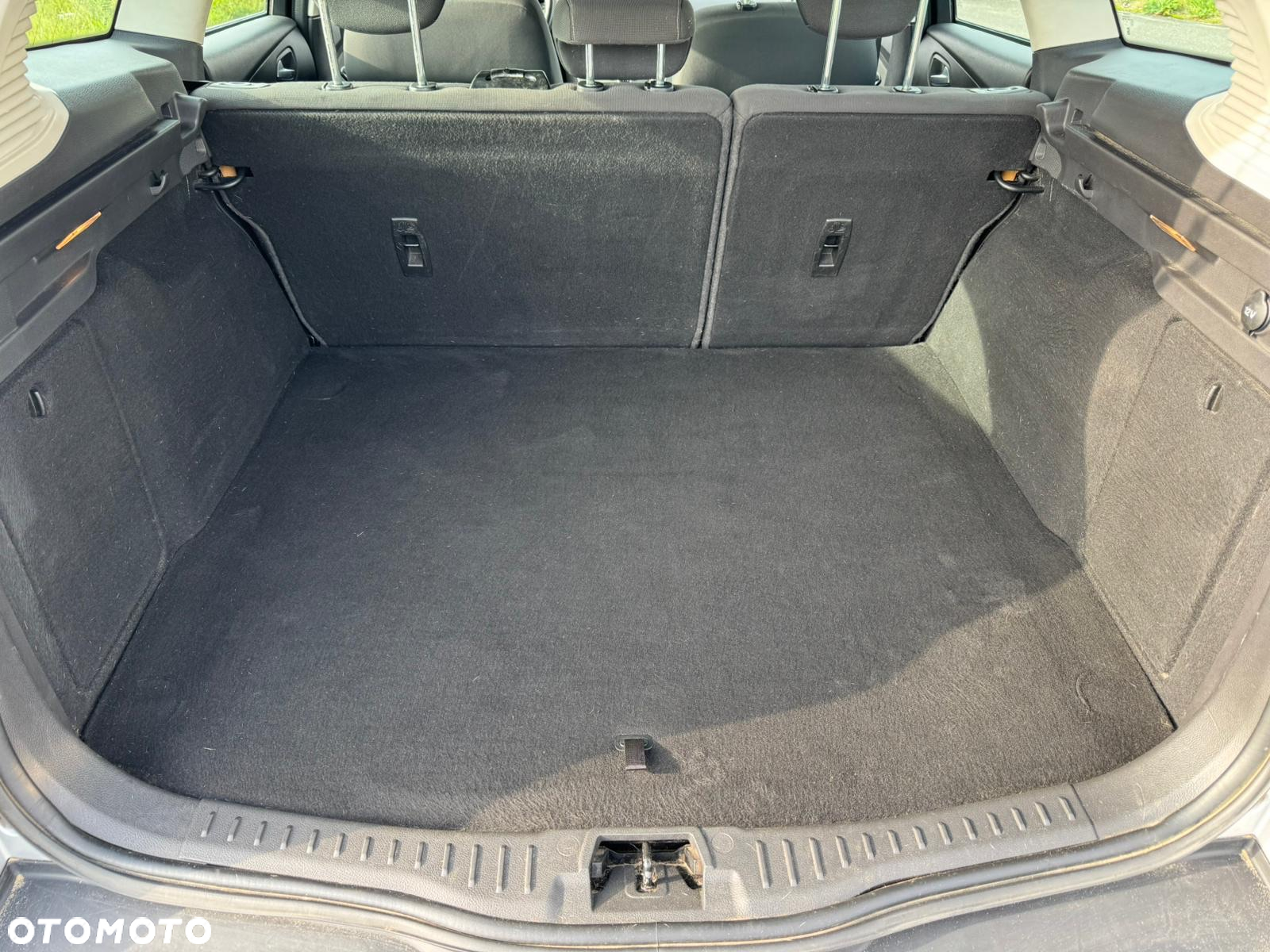Ford Focus 1.6 TDCi Trend - 16