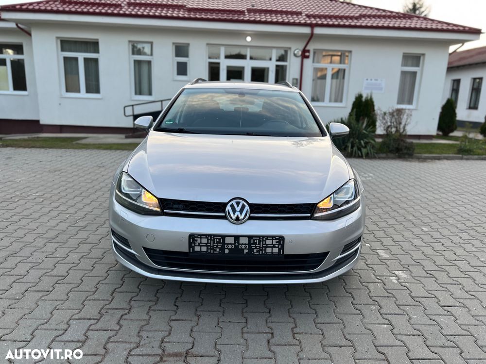 Volkswagen Golf - 3