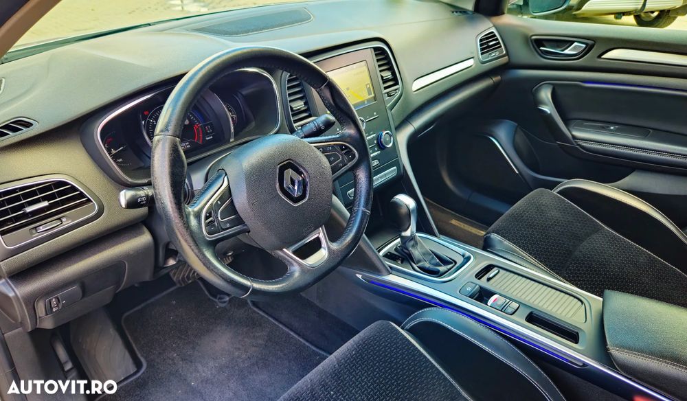 Renault Megane - 11