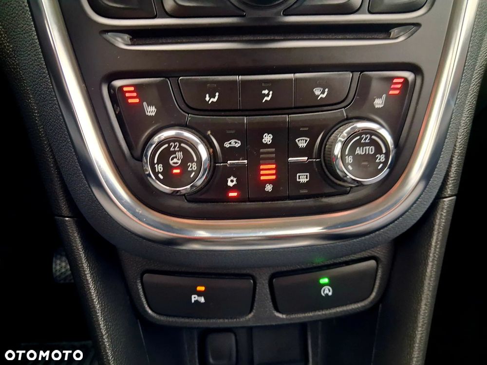 Opel Mokka 1.4 T Cosmo S&S - 30