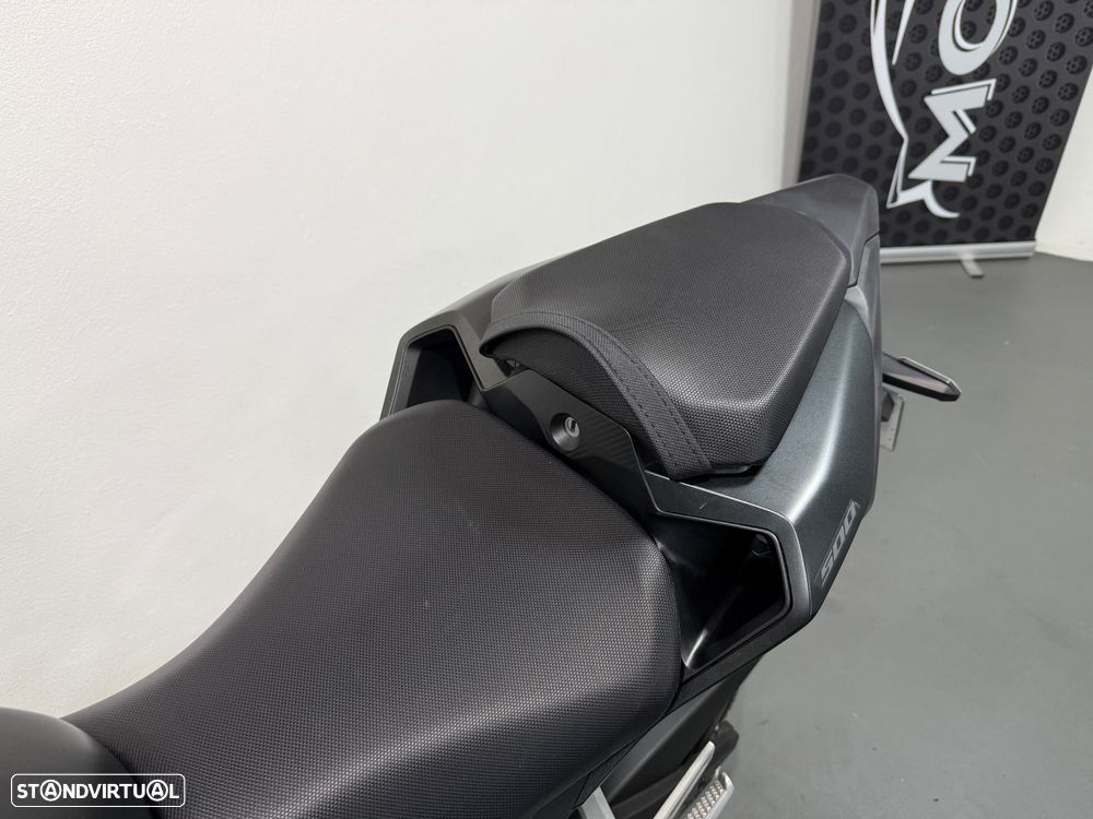 Honda Hornet 500 - 9