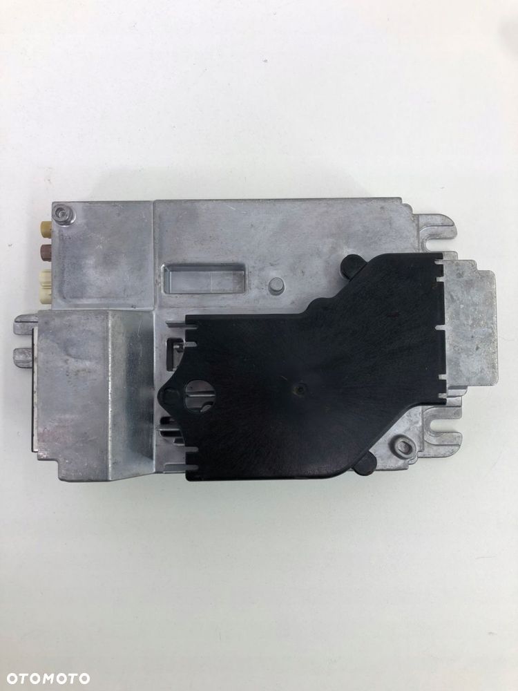 BMW 2 U06 WZMACNIACZ RADIA 5A923E301 - 1