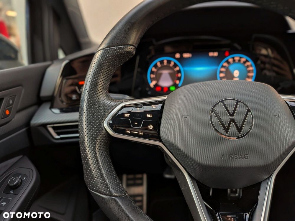 Volkswagen Golf 1.5 eTSI R-Line DSG - 20