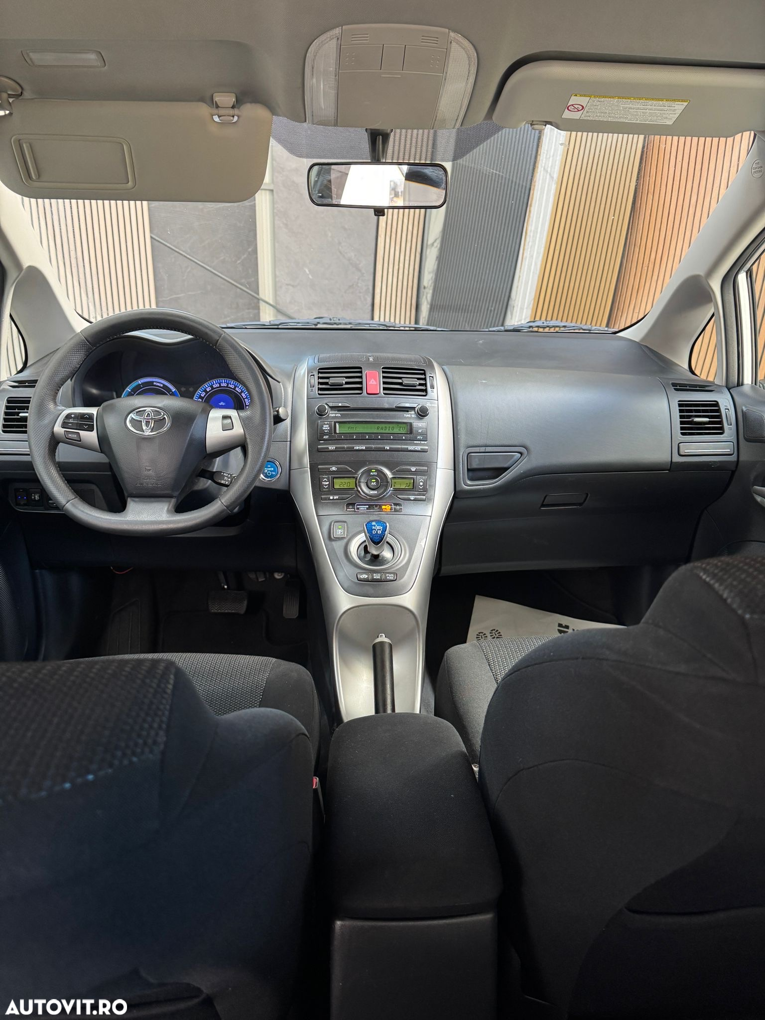 Toyota Auris 1.8 L VVT-i Hybrid Luna - 6