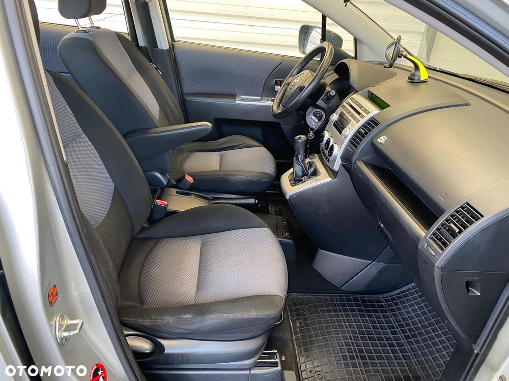 Mazda 5 2.0 Exclusive - 11