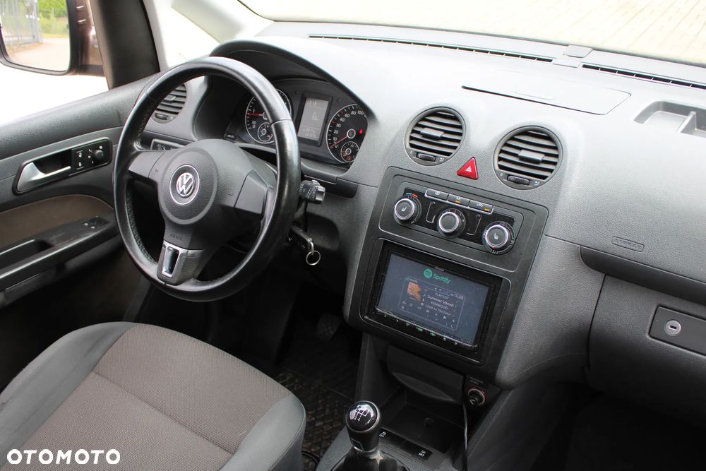 Volkswagen Caddy - 15