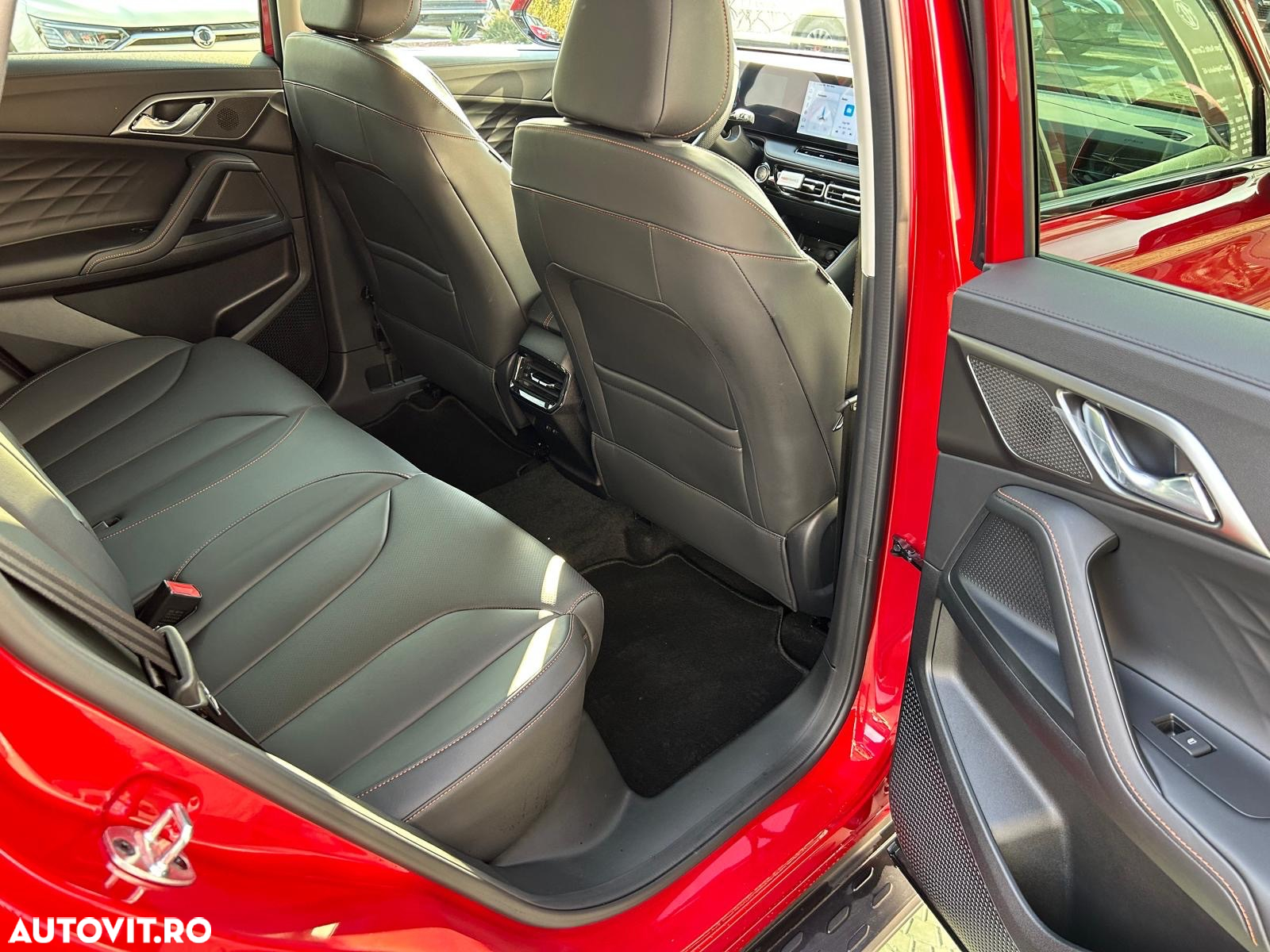 MG EHS 1.5 T-GDi AT PHEV Exclusive - 11