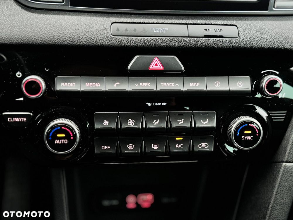 Kia Sportage 1.6 T-GDI AWD GT Line - 17