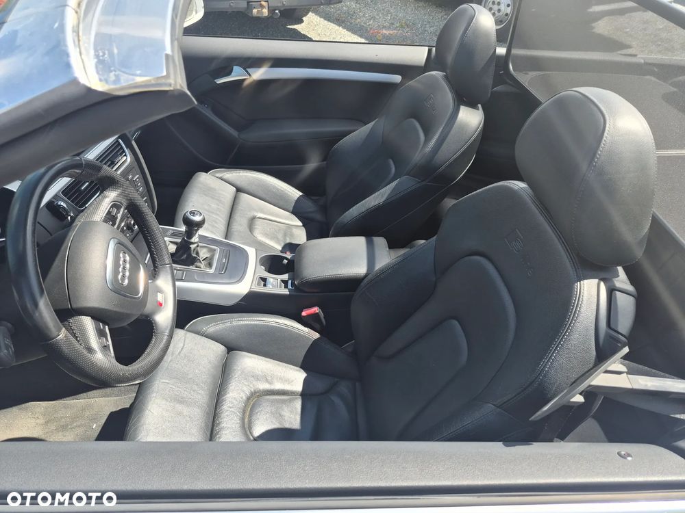 Audi A5 Cabrio - 11