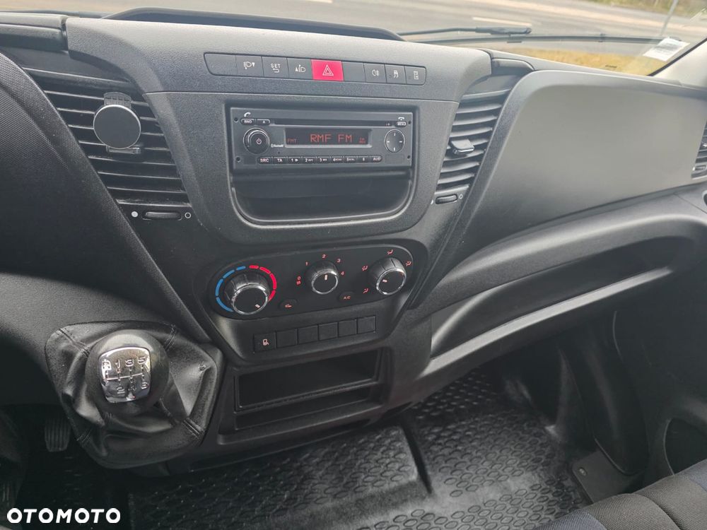 Iveco 35c14 Kontener+Winda - 13