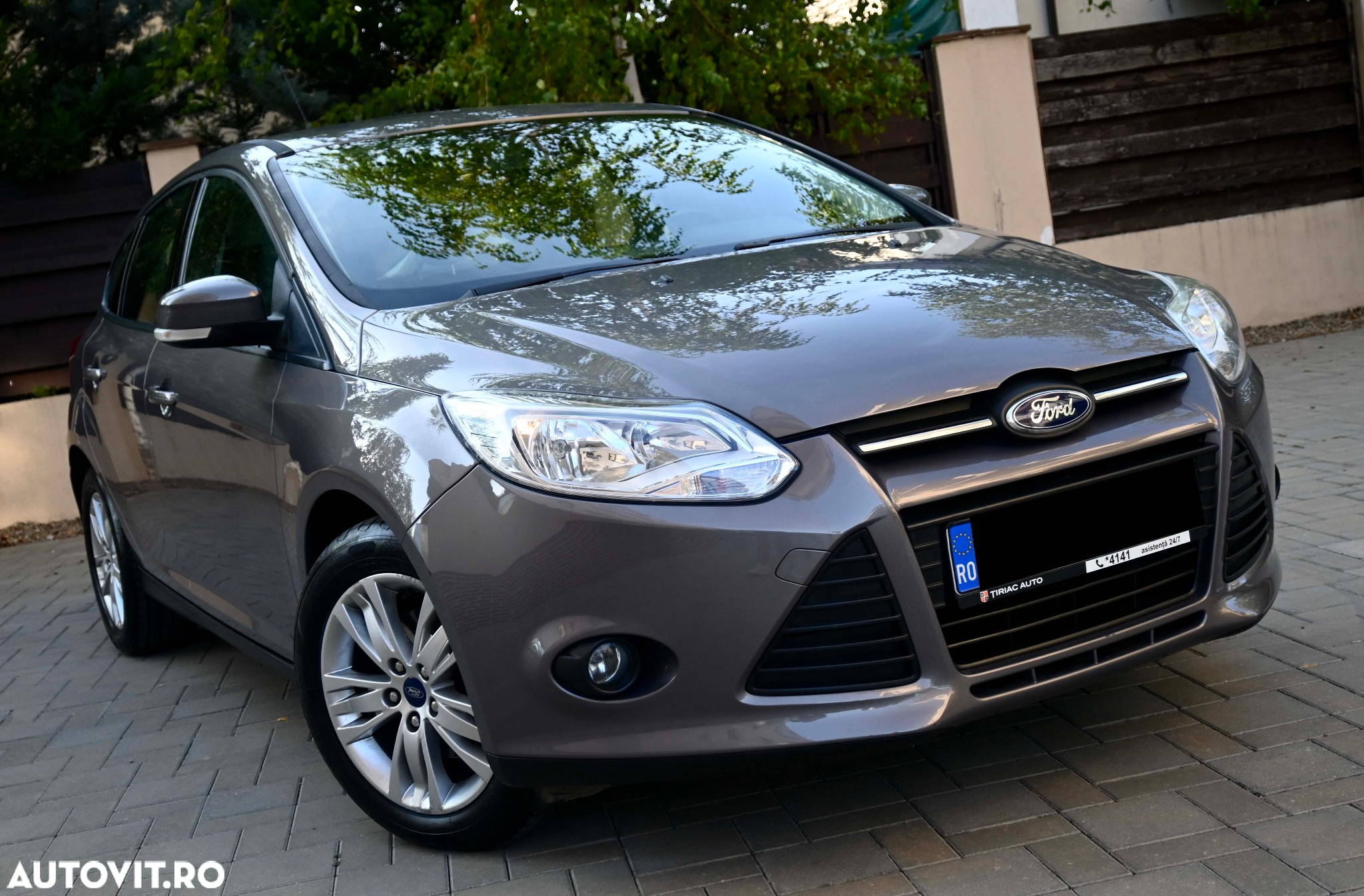 Ford Focus - 10