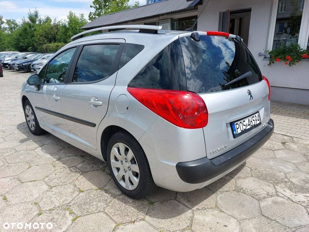 Peugeot 207 - 9