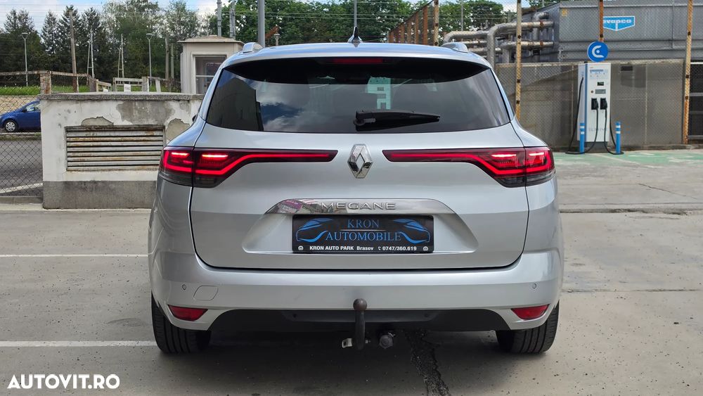 Renault Megane TCe 140 GPF EDC INTENS - 24