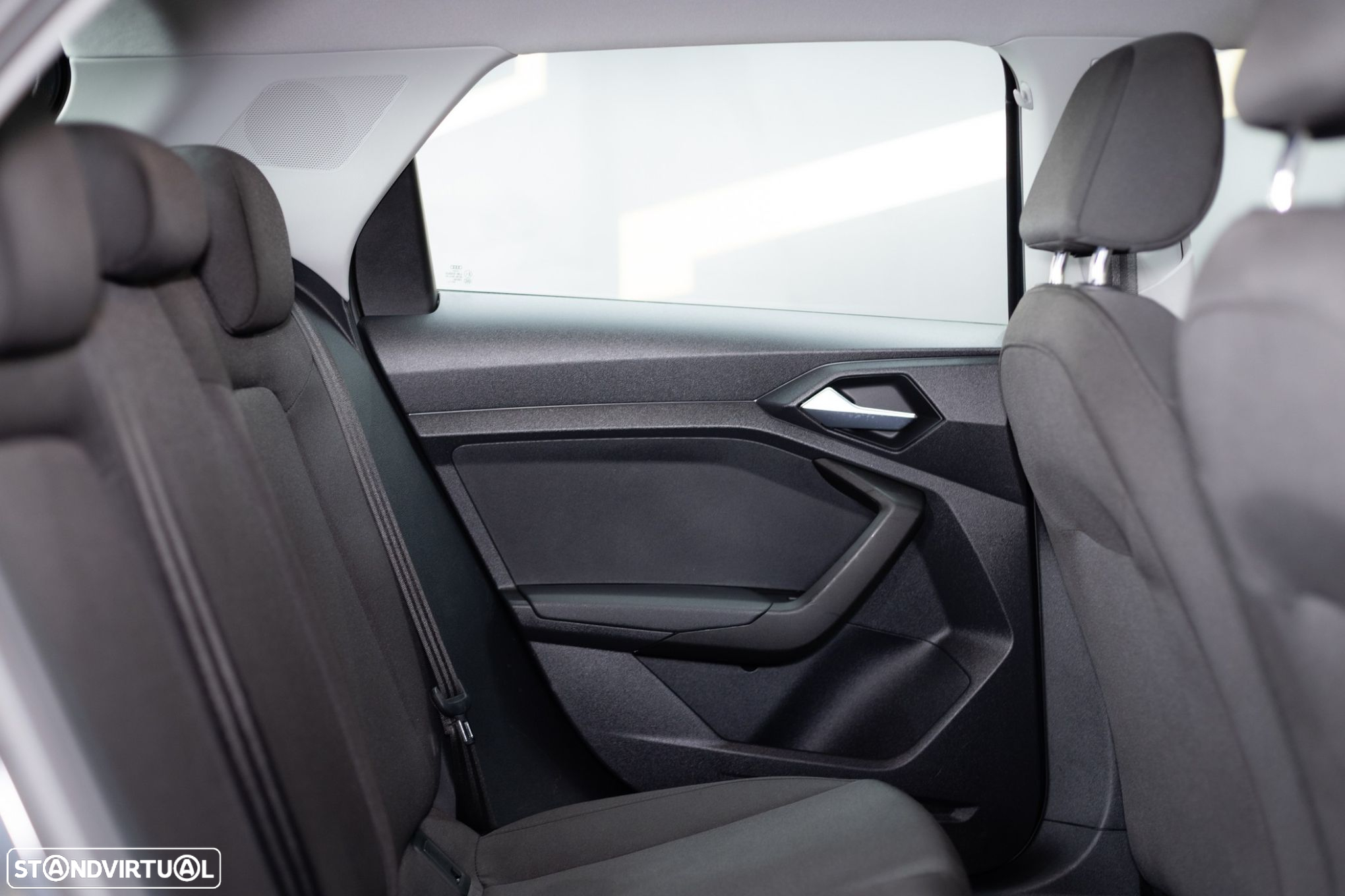 Audi A1 Sportback 25 TFSI SE Business - 19