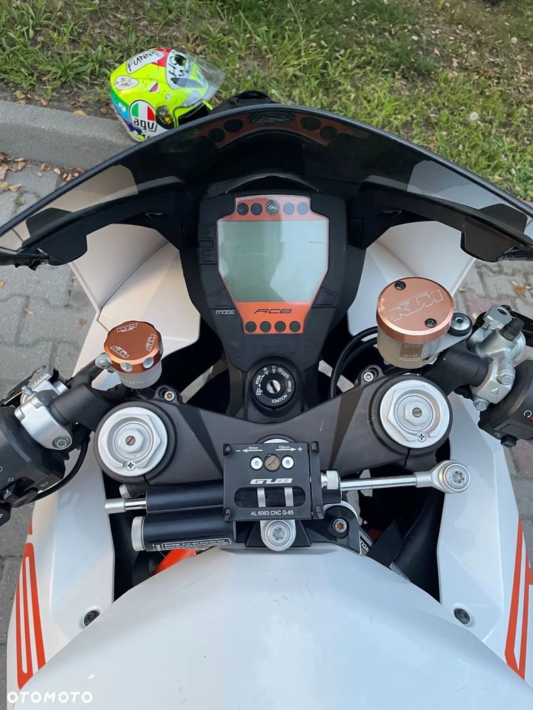 KTM RC 8 - 12