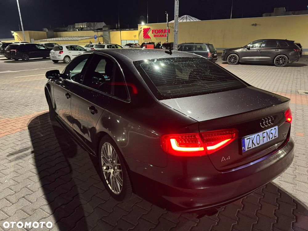 Audi A4 Limousine - 5