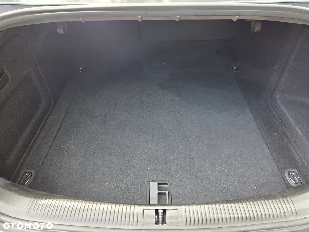Audi A6 Limousine 2.4 - 24