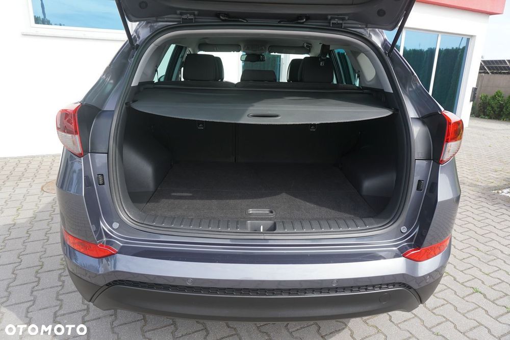 Hyundai Tucson 1.7 CRDI BlueDrive Comfort 2WD - 25