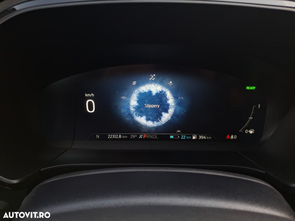 Ford Kuga 2.5 Duratec PHEV ST Line - 36
