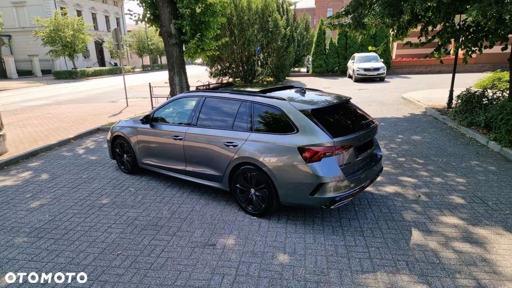 Skoda Octavia 2.0 TDI DSG RS - 5
