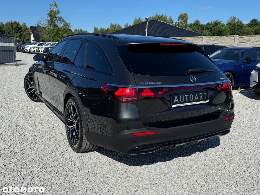 Mercedes-Benz Klasa E 300 de PHEV 4-Matic Avantgarde 9G-Tronic - 12