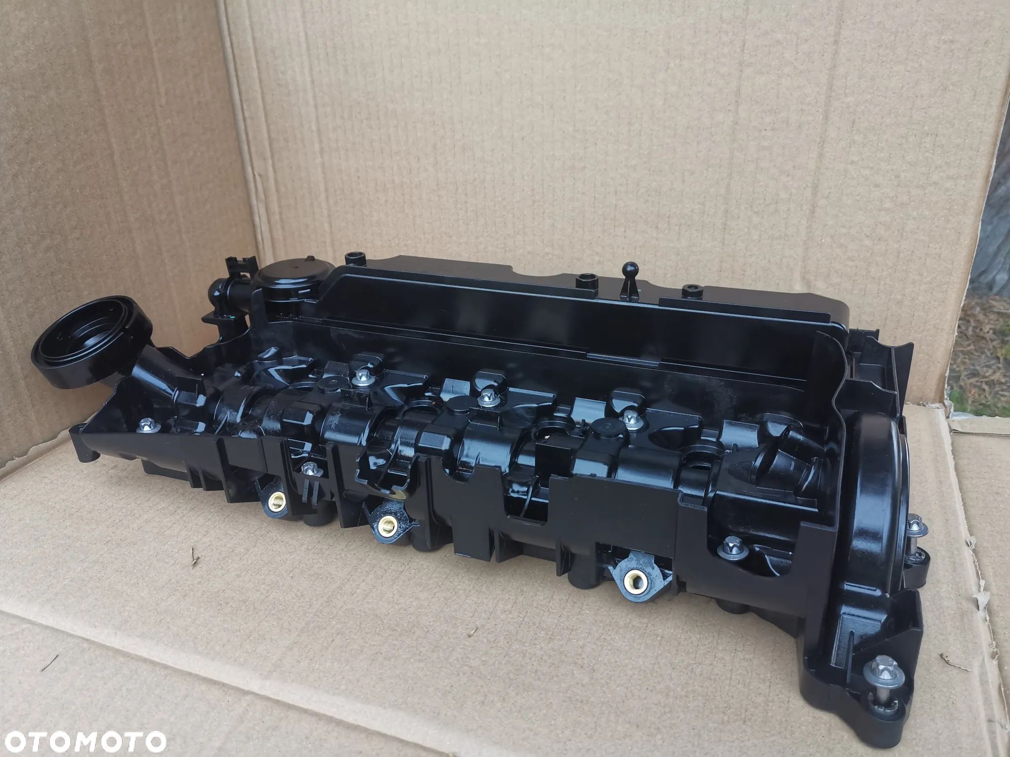POKRYWA ZAWORÓW BMW 5 G30 G31 B47D20B 8579962 - 1