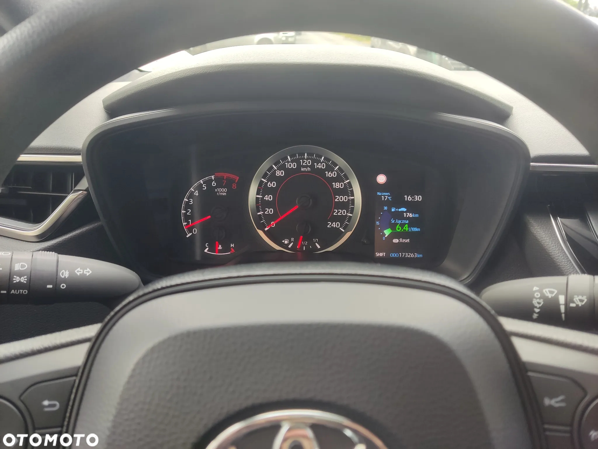 Toyota Corolla - 19