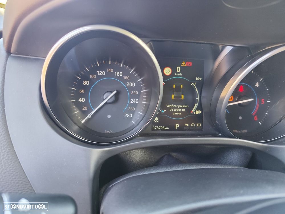 Jaguar F-Pace 2.0 i4D R-Sport AWD Aut. - 10