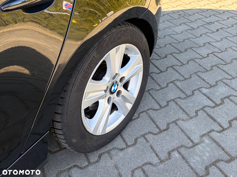 BMW Seria 1 118d DPF - 26
