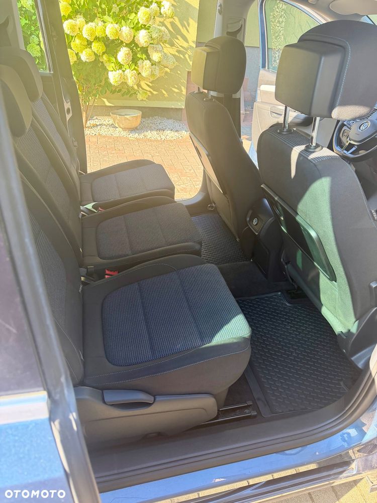 Volkswagen Sharan - 12