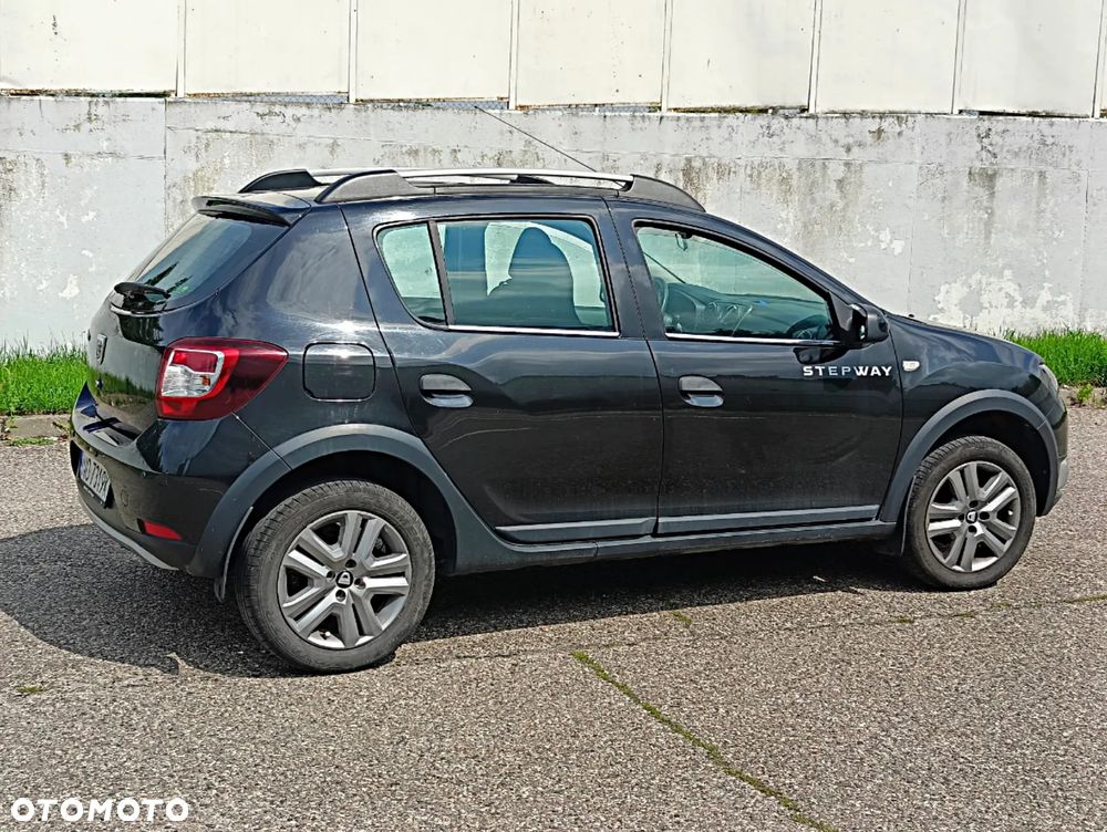 Dacia Sandero 0.9 TCe SL Blackline - 4