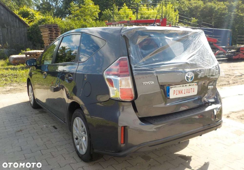 Toyota Prius+ - 12