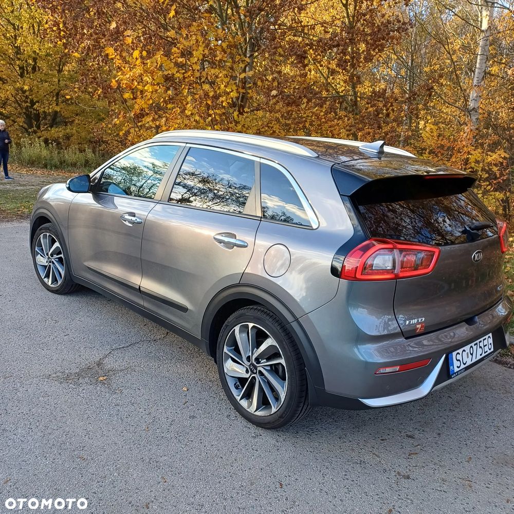Kia Niro 1.6 GDI Hybrid L - 1